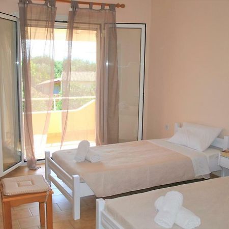 Lefkothea Apartments Kassiopi Buitenkant foto